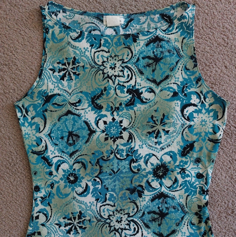 Sleeveless blue/green print top